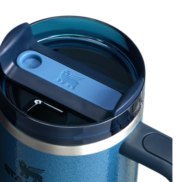 Stanley 30oz H2.0 Flowstate Quencher Tumbler Hammertone Lake Blue NEW In-Hand - Picture 2 of 4